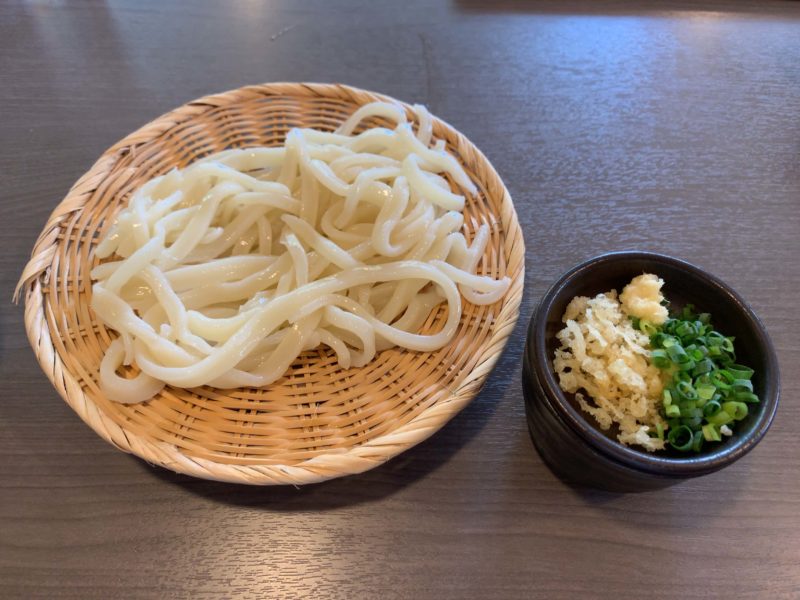 中野 和香 昼は本場の讃岐うどん 夜は酒の肴菜が味わえる居酒屋 ほろ酔い散歩