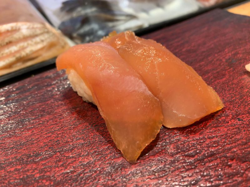 中野「立ち寿司横丁」漬けマグロ