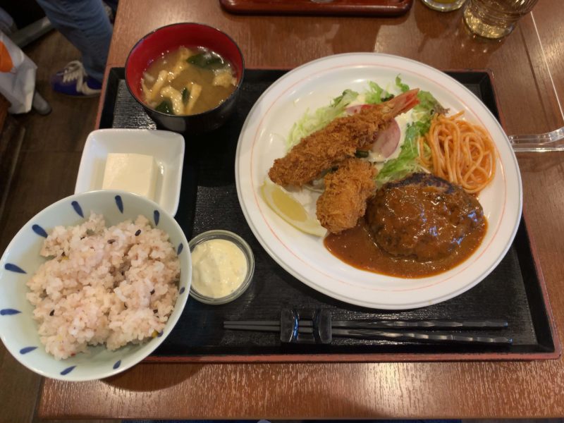中野「MIYOSHIYA」盛り合わせ定食C