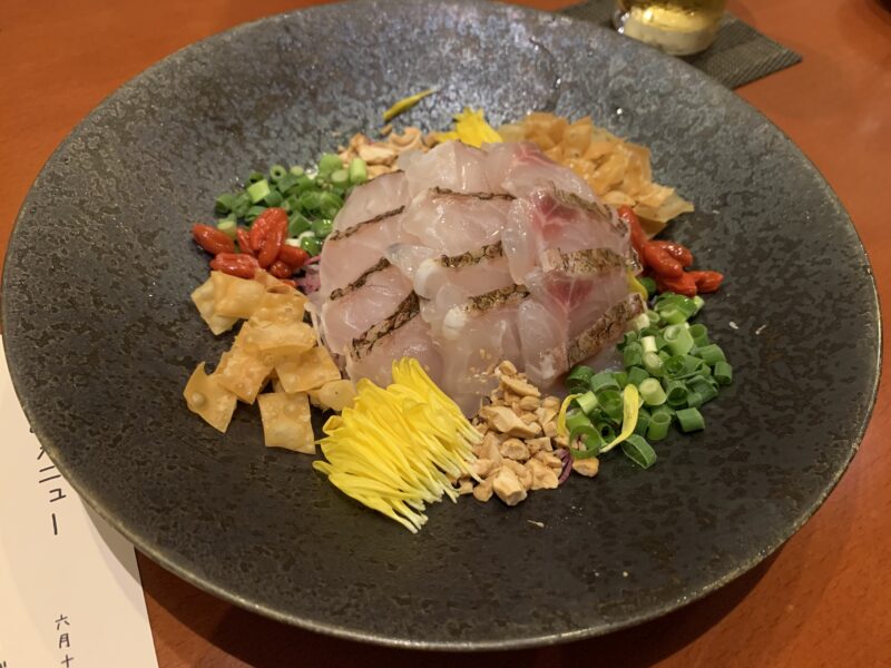 中野「sai」真鯛のお刺身サラダ
