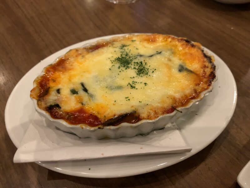 中野「ナプリモ」茄子のチーズ焼き