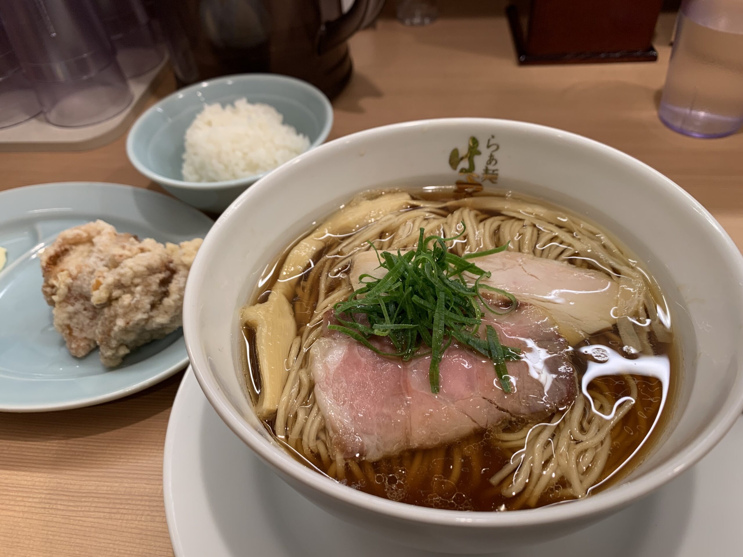 入間「らぁ麺 はやし田」醤油らぁ麺セット