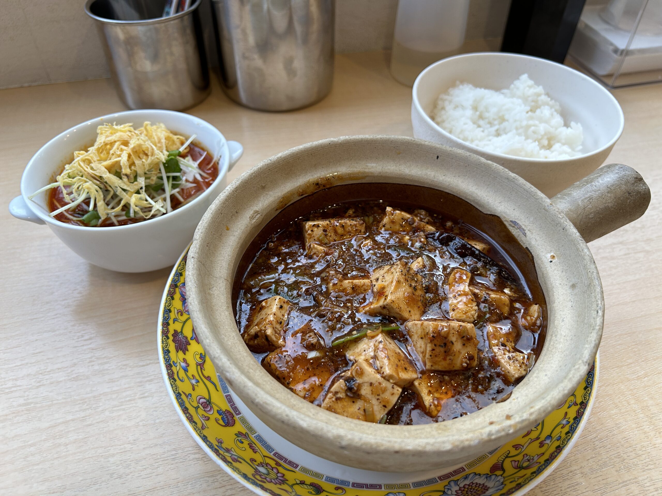 下北沢「金威（カムイ）」麻婆豆腐＆担々麺セット