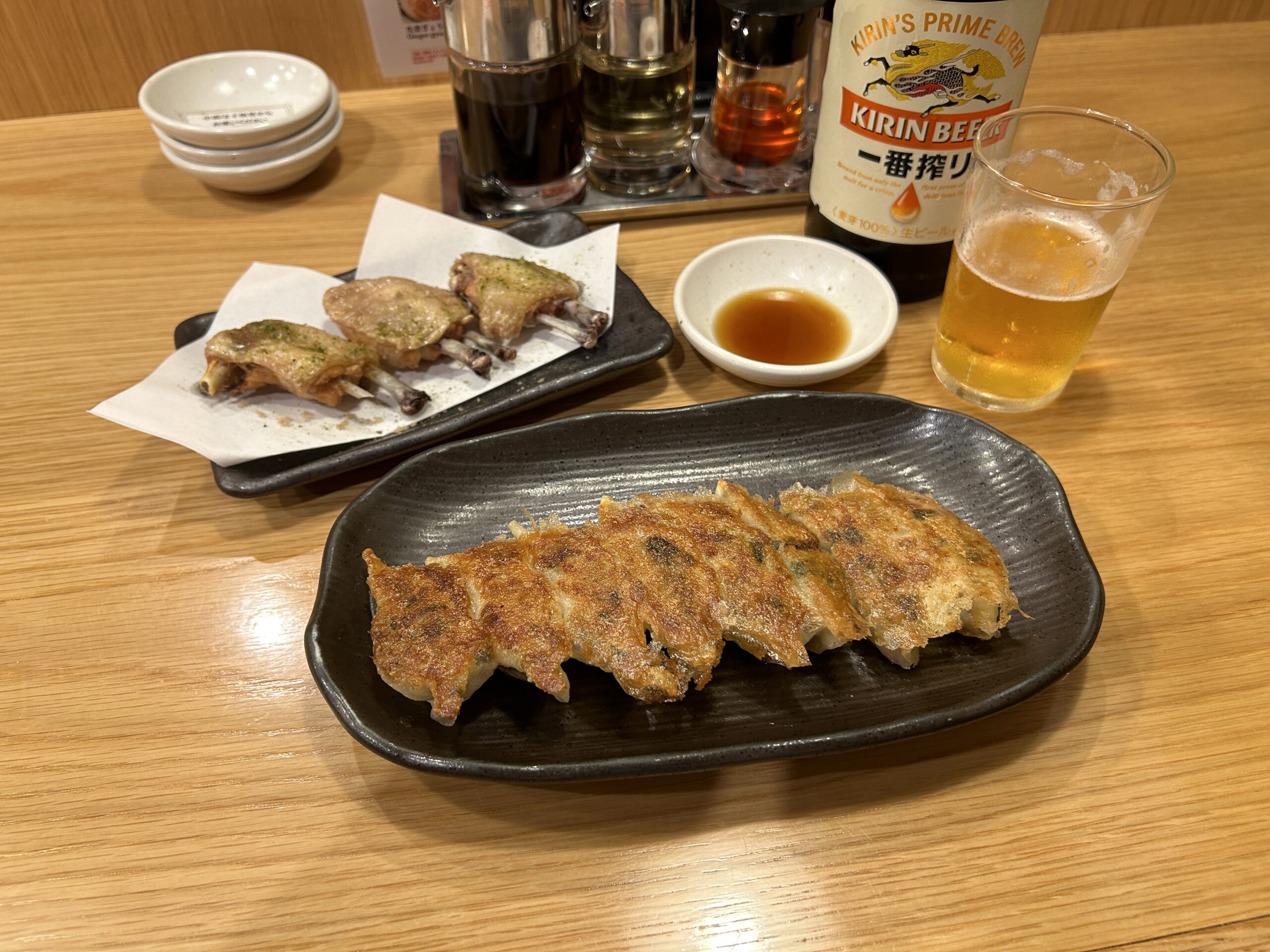 新宿「歩兵」焼き餃子＆秘密の唐揚げ