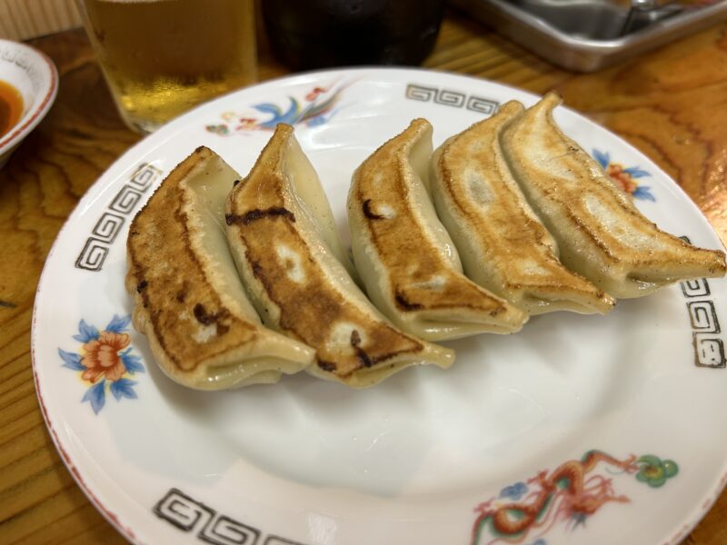 両国「餃子会館 磐梯山」焼き餃子