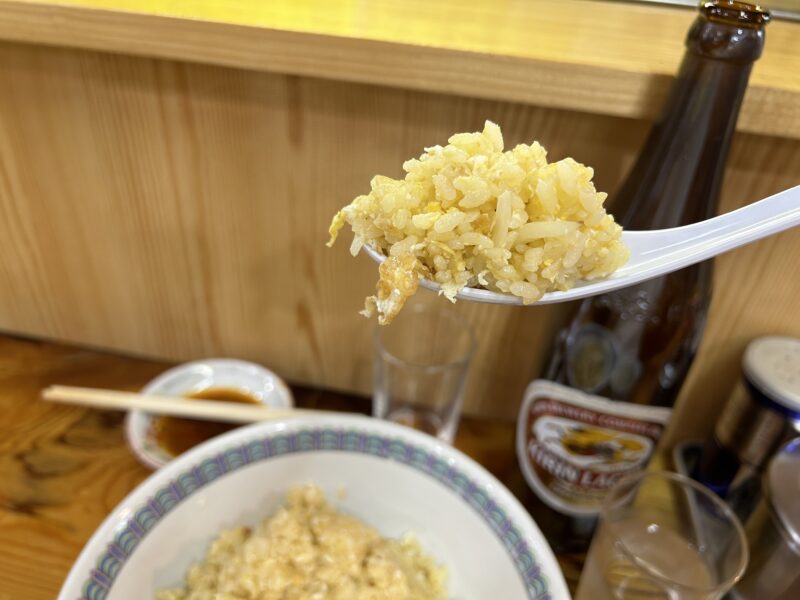 両国「餃子会館 磐梯山」パラパラの玉子炒飯