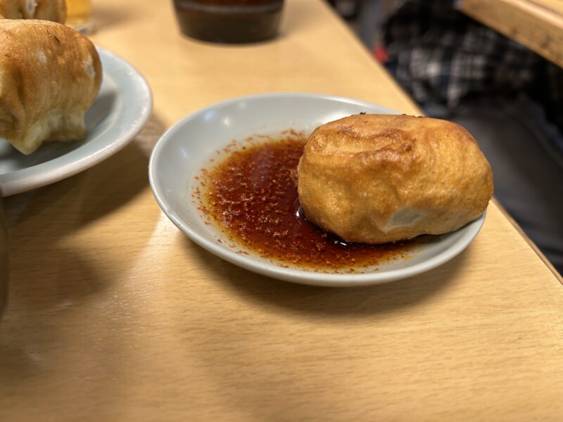 巣鴨「ファイト餃子」名物焼き餃子and酢醤油