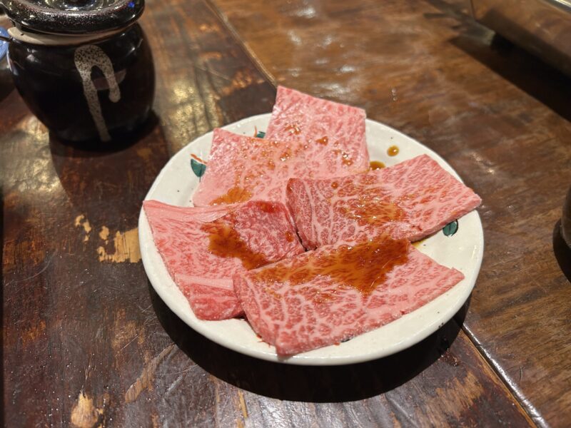 梅が丘「焼肉ラッキー」特上カルビ（1人前限定）