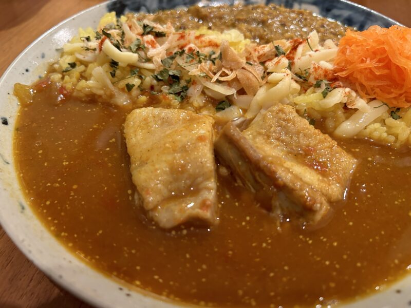 下北沢「カレーの店・八月」チキンカレー