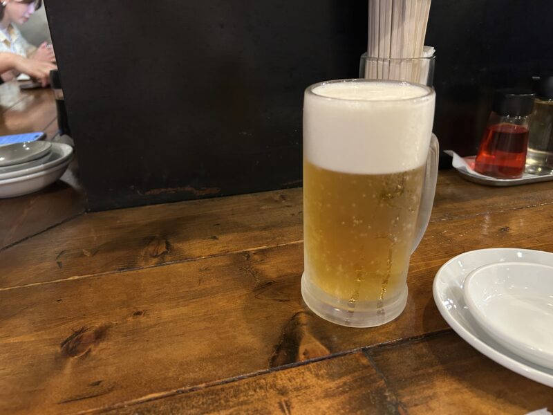 下北沢「グレイヴィ餃子」キンキンに冷えた生ビール