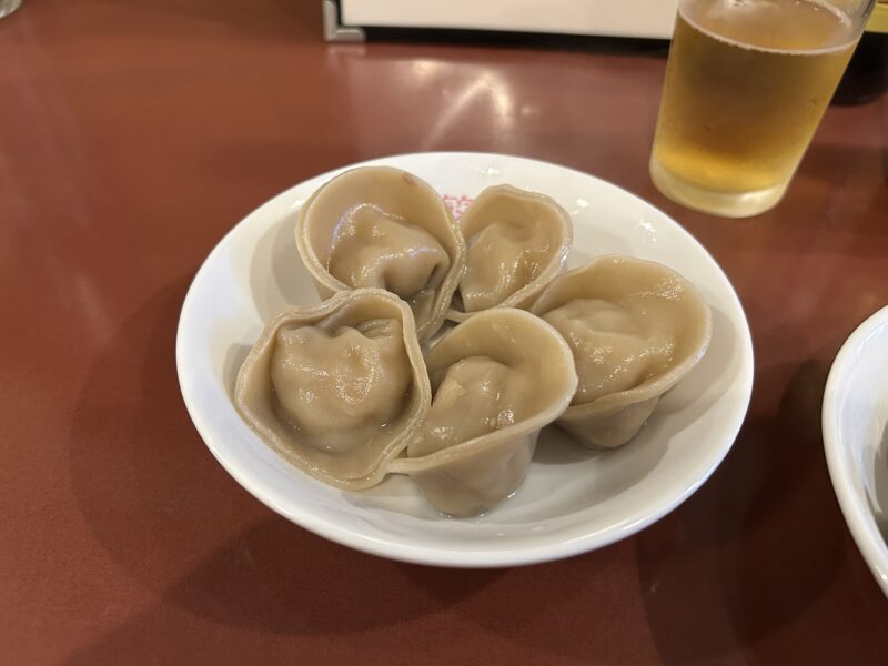 代々木上原「按田餃子」“滋味深い”そんな言葉がピッタリの【大根と搾菜の水餃子】