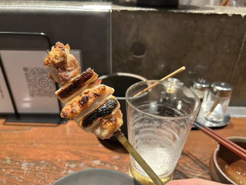 代々木上原「炭火串焼ふく」肉のジューシーさと香ばしさのハーモニーが絶妙