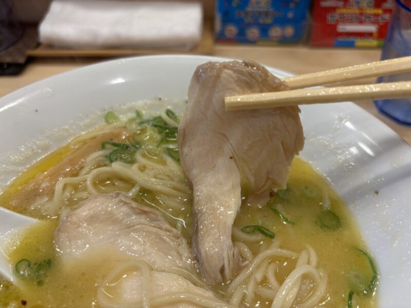 国分寺「鶏そばムタヒロ2号店」2種のチャーシューが織りなすコントラストが絶妙