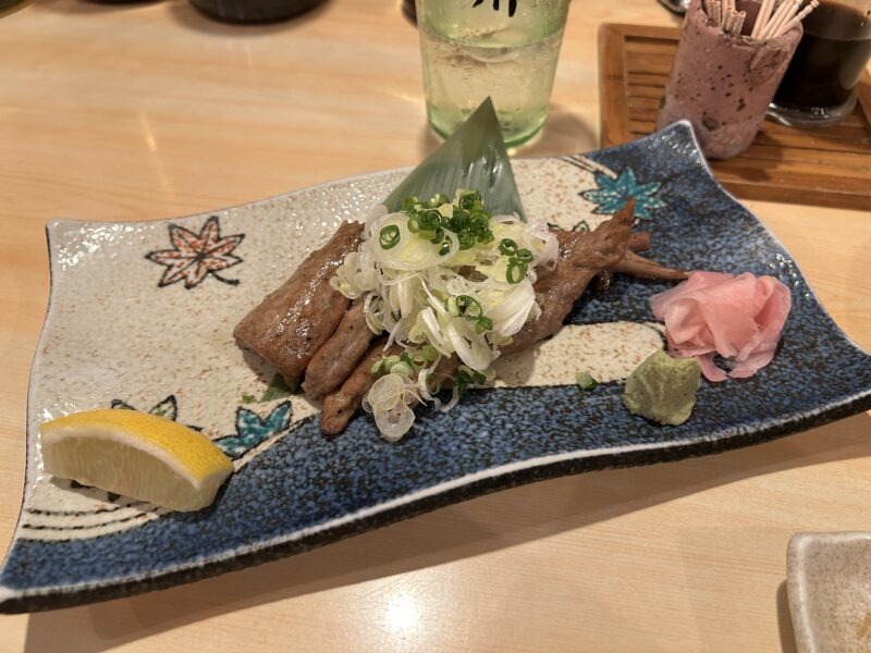 下北沢「にしんば」表面は香ばしく中はジューシーな【マグロハラス焼き】