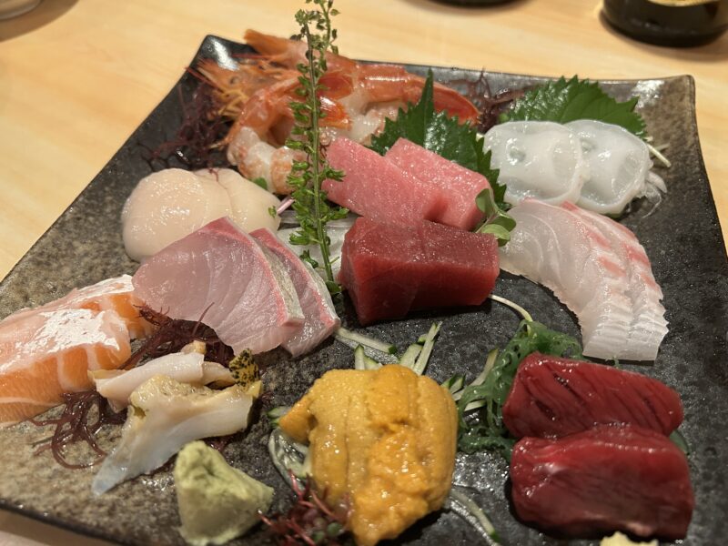 下北沢「にしんば」濃厚な甘みの【ウニ】旨みがじわりと染み出す【中トロ】
