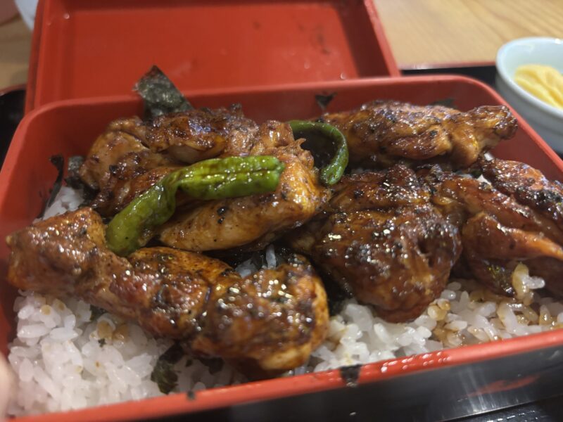 人形町「おが和」甘いだけではなく奥行きのある味わいの【焼鳥重】