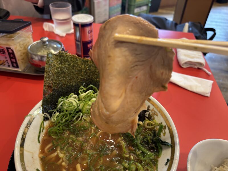 青物横丁「裏大輝家」燻製の香りが閉じ込められたチャーシュー