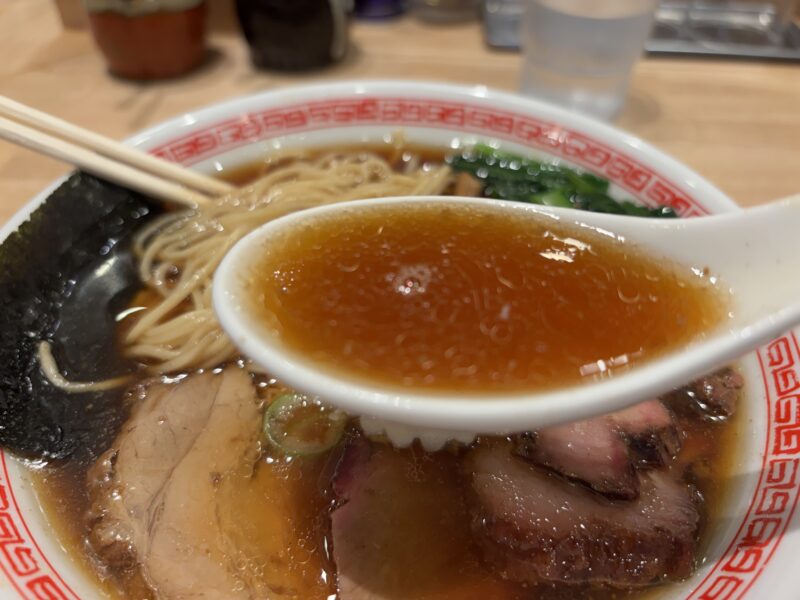 中目黒「麺や みかん」芳醇な香りと濃厚な旨みがしっかり響くスープ