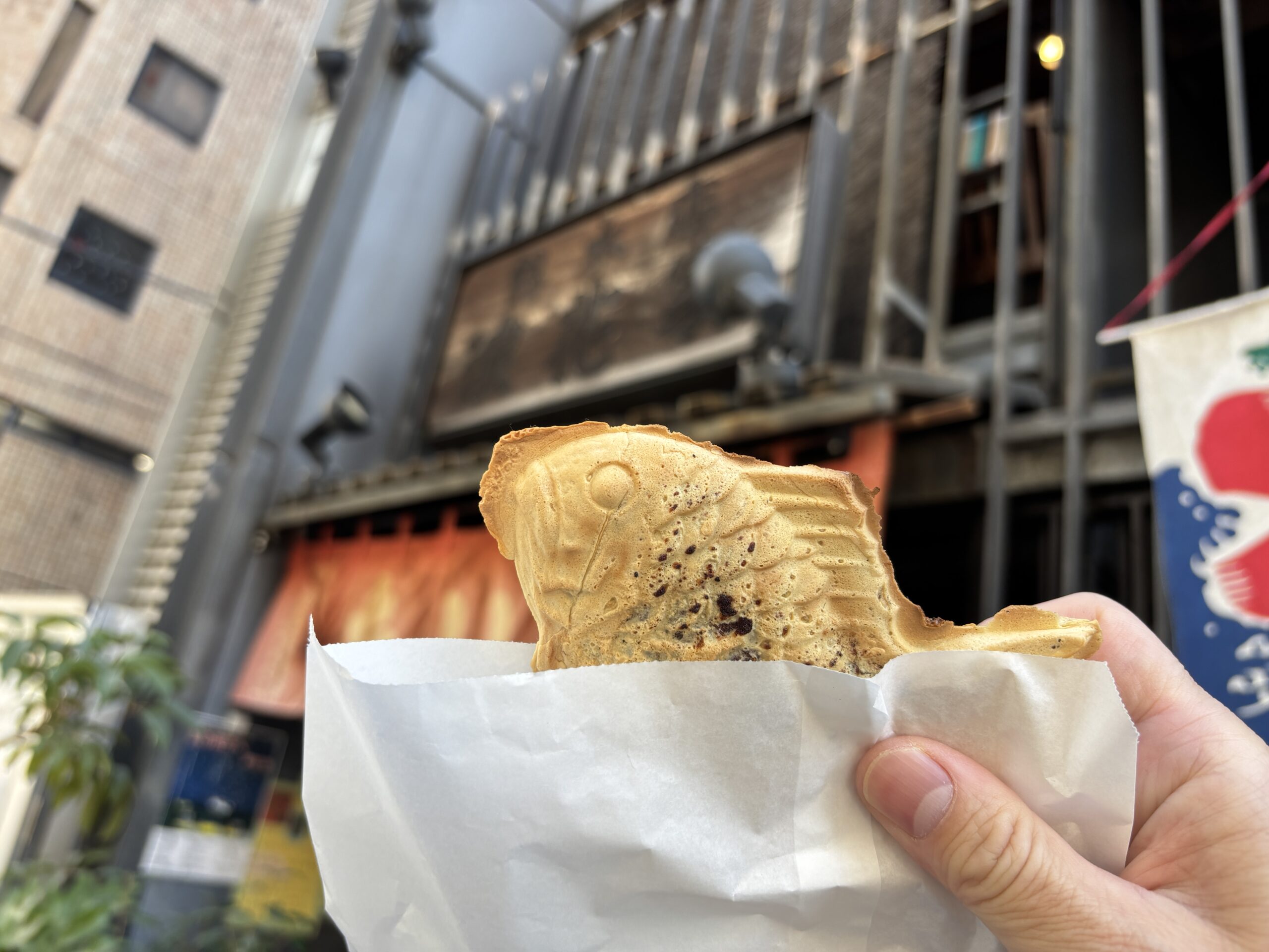 麻布十番「浪花家総本店」一丁焼き特有の“必要な形だけ”が残った潔いフォルム