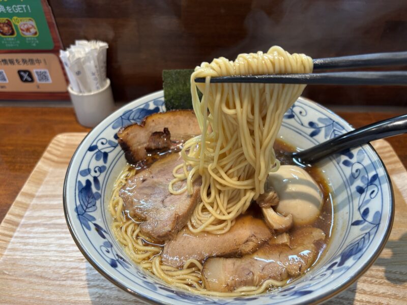 下高井戸「HIMAWARI」水彩画の様な美しいストレート麺