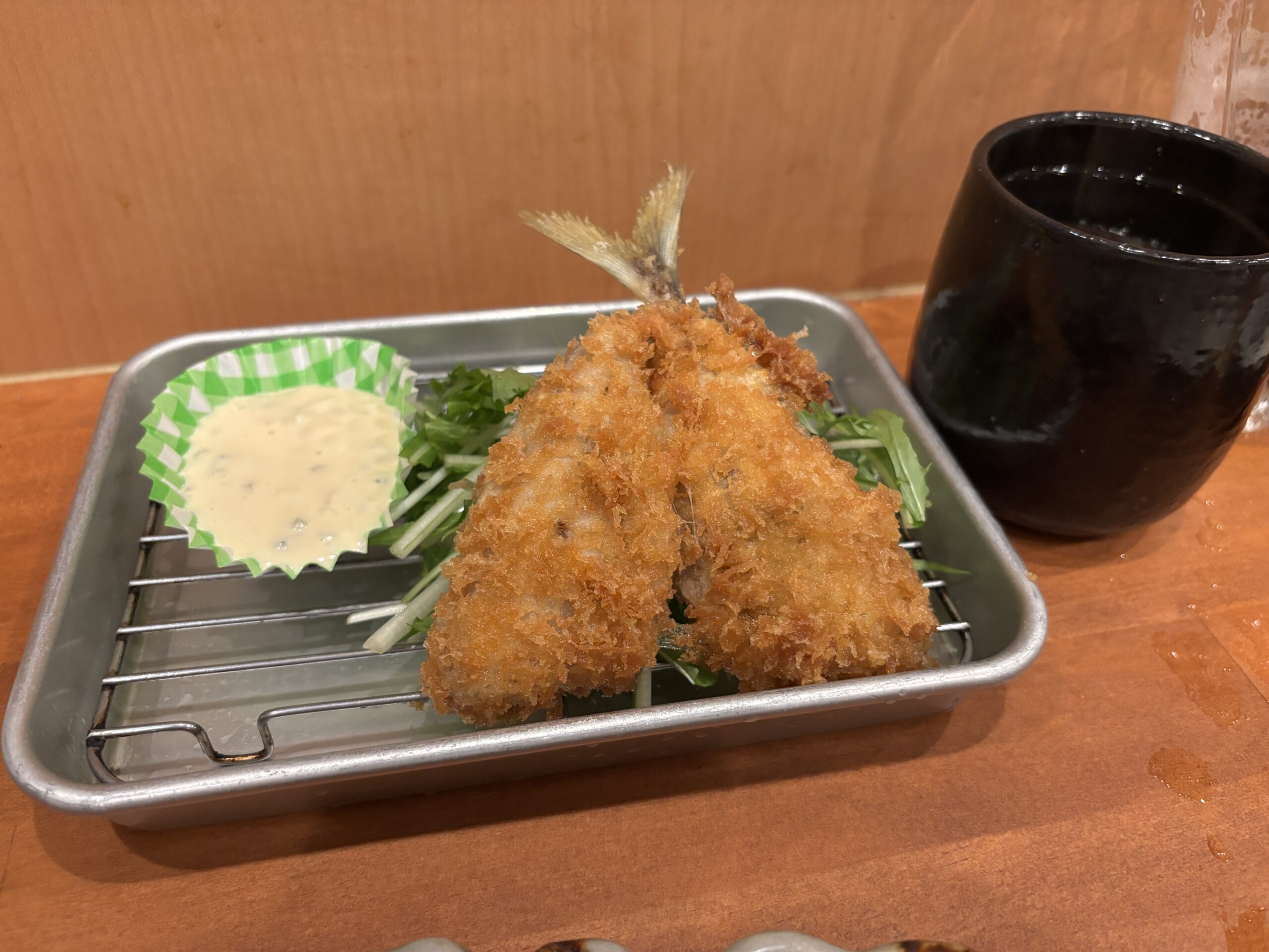 大久保「釣りあじ食堂」釣り金あじフライは一本釣りアジフライの完成形