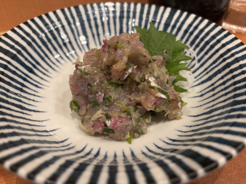 大久保「釣りあじ食堂」釣り金あじ青唐入りなめろう