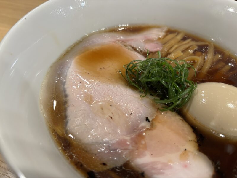 千歳船橋「らーめんMAIKAGURA」強く記憶に残った“まいかぐら”のロース