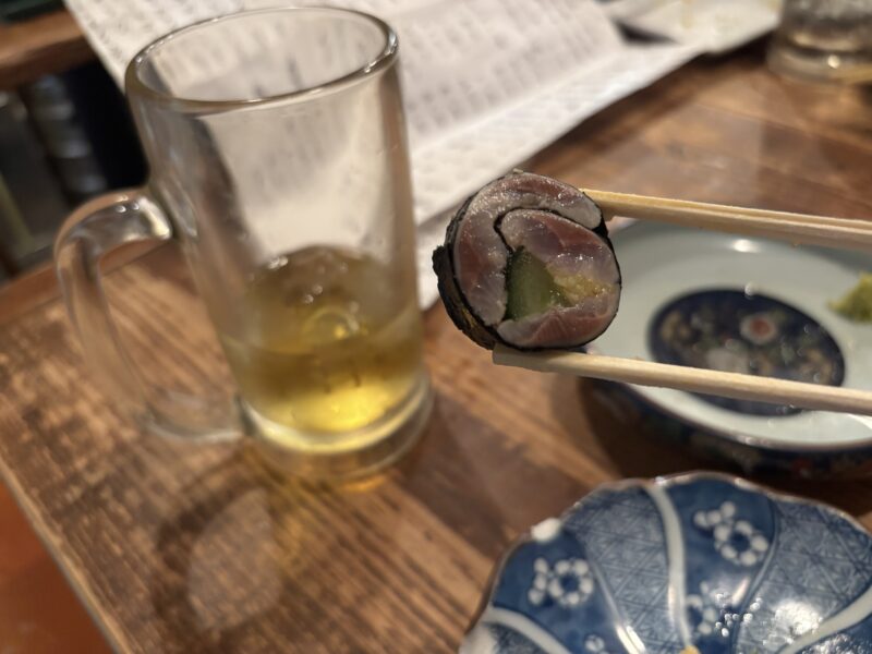 吉祥寺「火弖ル」この店の主役“鰯の海苔巻き”は酒を飲み手が止まらなくなる奴