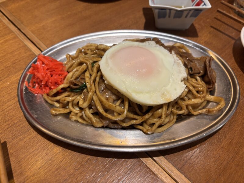 三軒茶屋「赤星」“焼きそば”で〆るGW最終日にふさわしい最高の1日だった