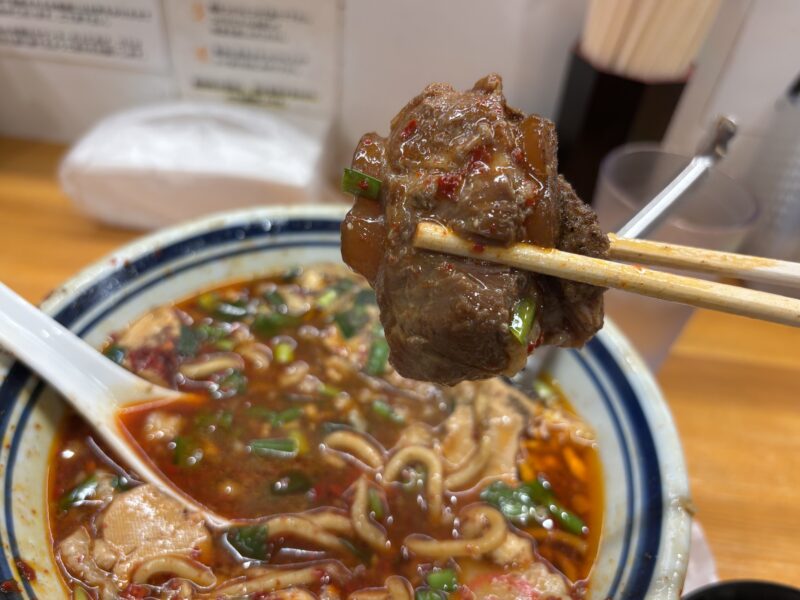 護国寺「らーめん護什番」沖縄のソーキを法捨とさせるトロトロ肉