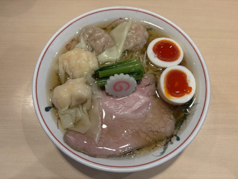 王子「キング製麺」透き通った白だしスープの全部入り”白だしラーメン”