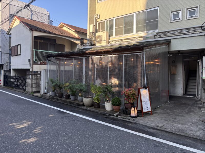 吉祥寺「たまや」ペット同伴可能なテラス席まで備わっている焼鳥専門店
