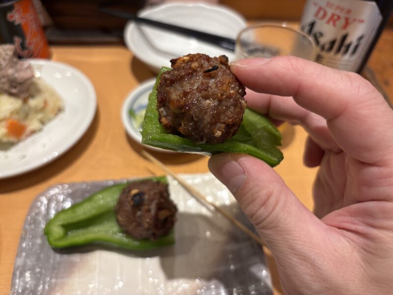経堂「もつやき優貴」軟骨のコリコリとした食感がクセになる“つくね”