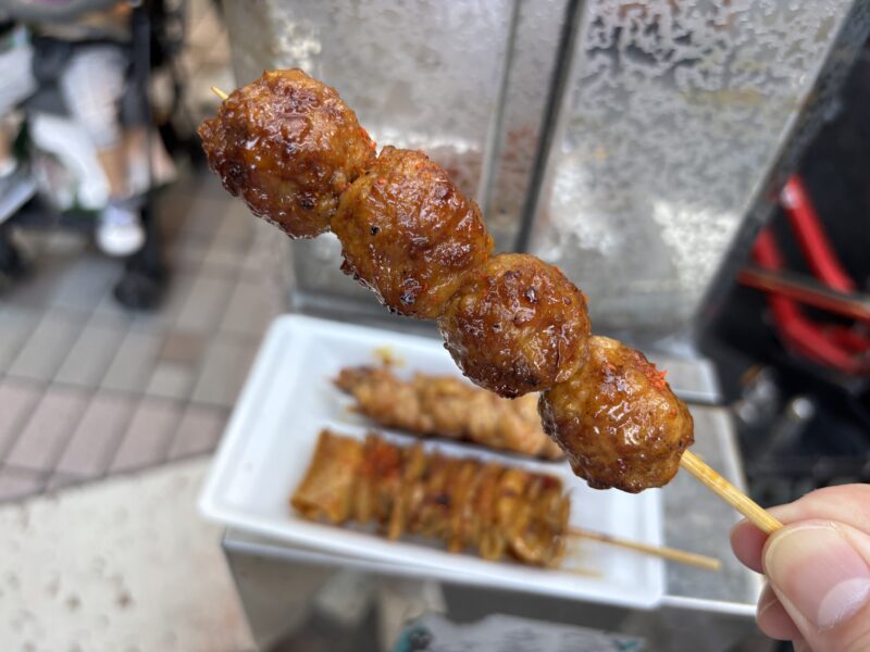 武蔵小山「鳥勇」本日食べた焼き鳥の中では最も素朴な味わいだった“つくね串”