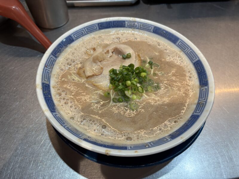 中野「箕輪家」再訪した時の“濃厚豚骨ラーメン”