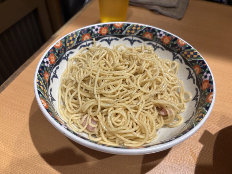北千住「煮干中華蕎麦かれん」和え玉は煮干酢を使いながら“まぜそば風”に食べるのもおすすめ